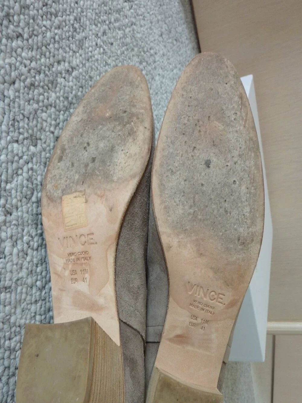 $395 Vince Hallie Round Toe Suede Grey Limestone Boots SZ 11 41 Low heel Booties